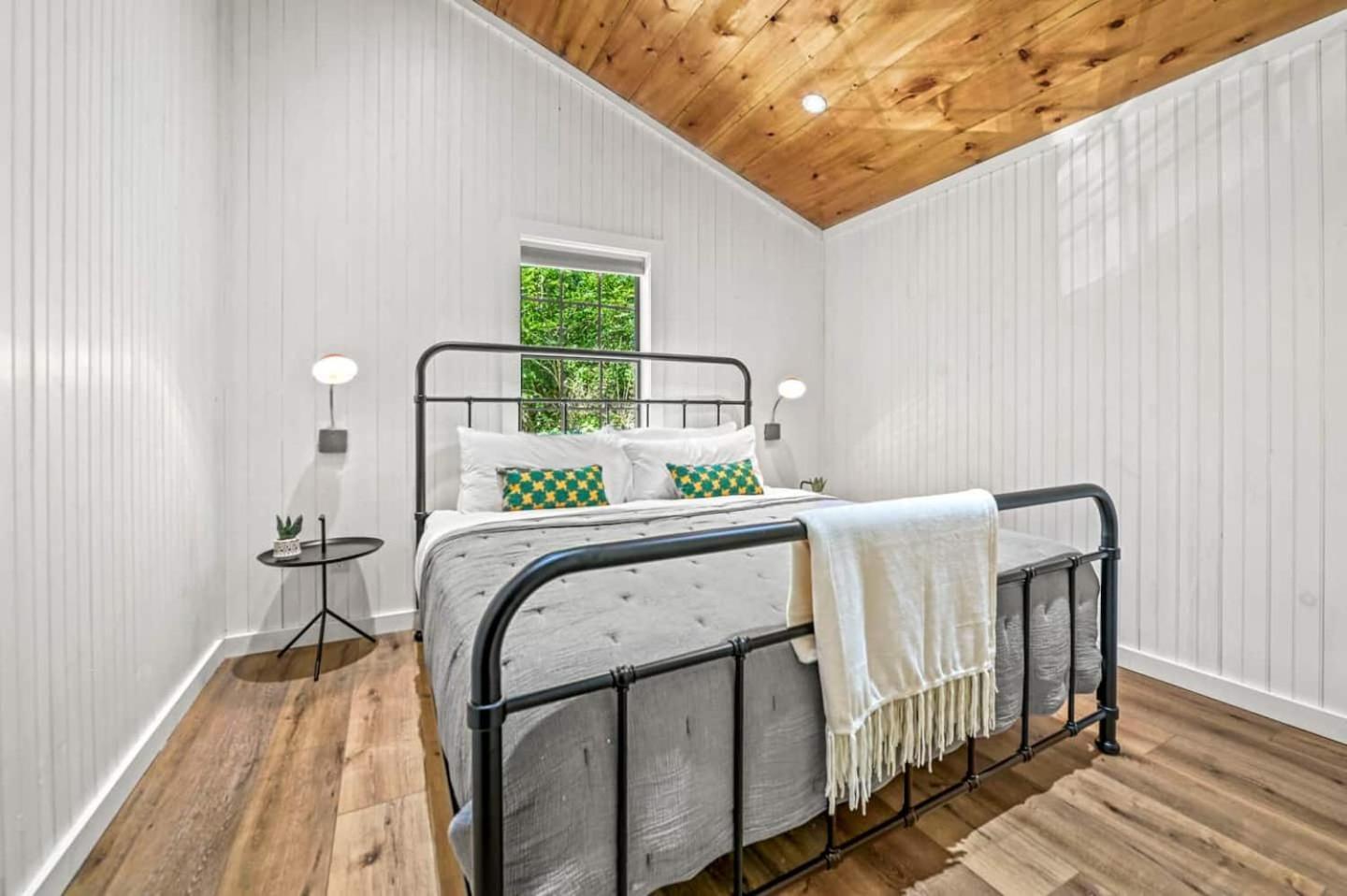 Holiday home Smoky Mountains Hut Tub Dog Friendly